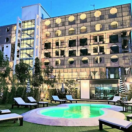Hotel Fuse Rayong Esterno foto