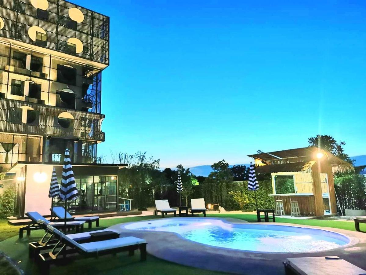 Hotel Fuse Rayong Esterno foto